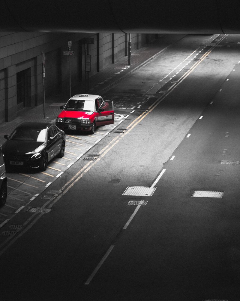 Taxi, door open